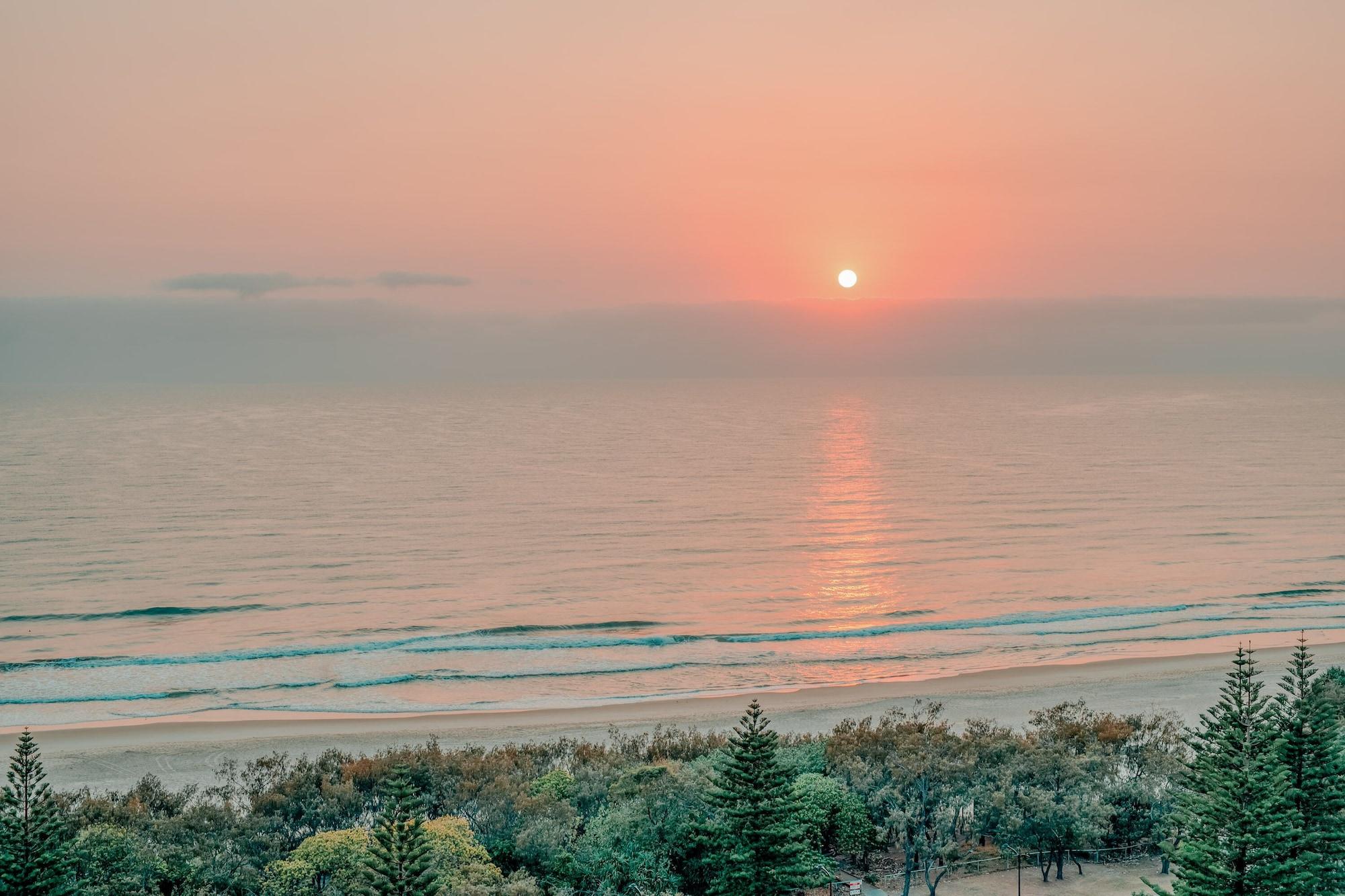 Carmel By The Sea Aparthotel Gold Coast Ngoại thất bức ảnh
