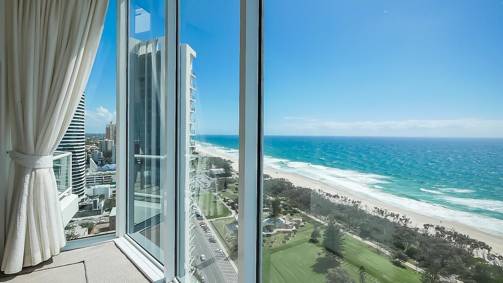 Carmel By The Sea Aparthotel Gold Coast Ngoại thất bức ảnh
