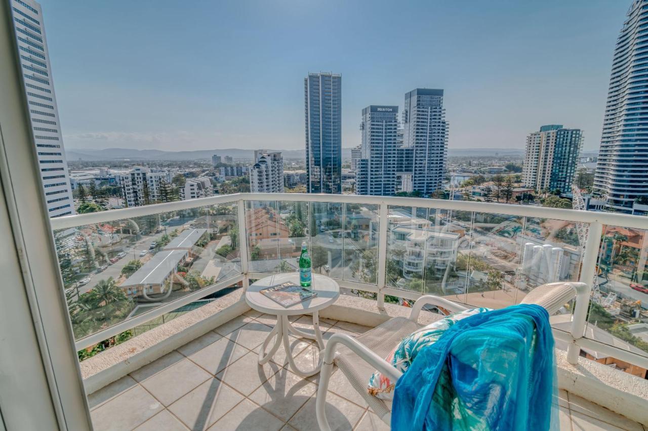Carmel By The Sea Aparthotel Gold Coast Ngoại thất bức ảnh